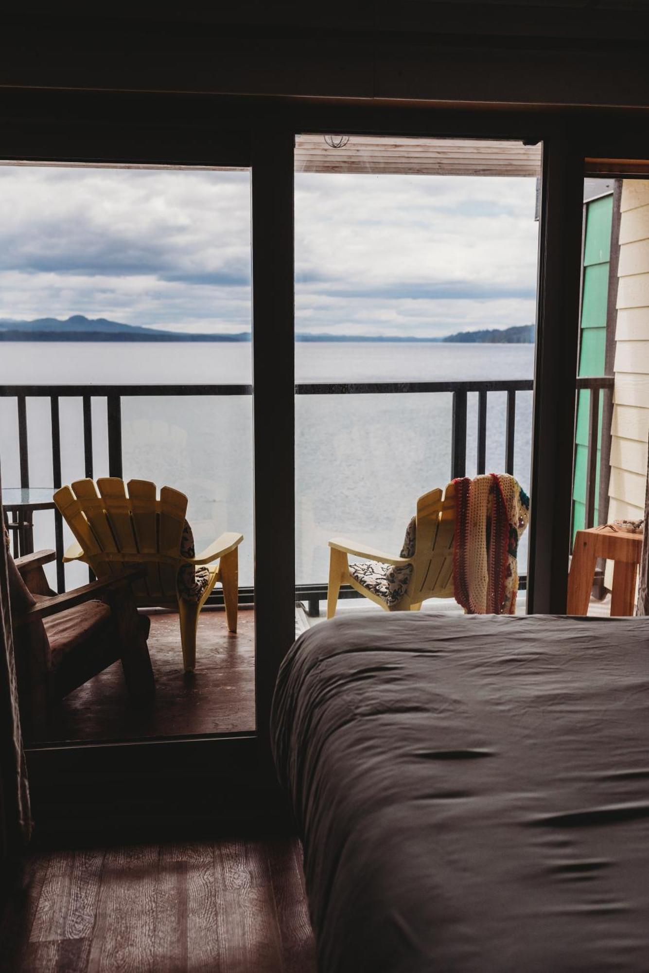 The Oceanfront Hotel Sointula Zimmer foto